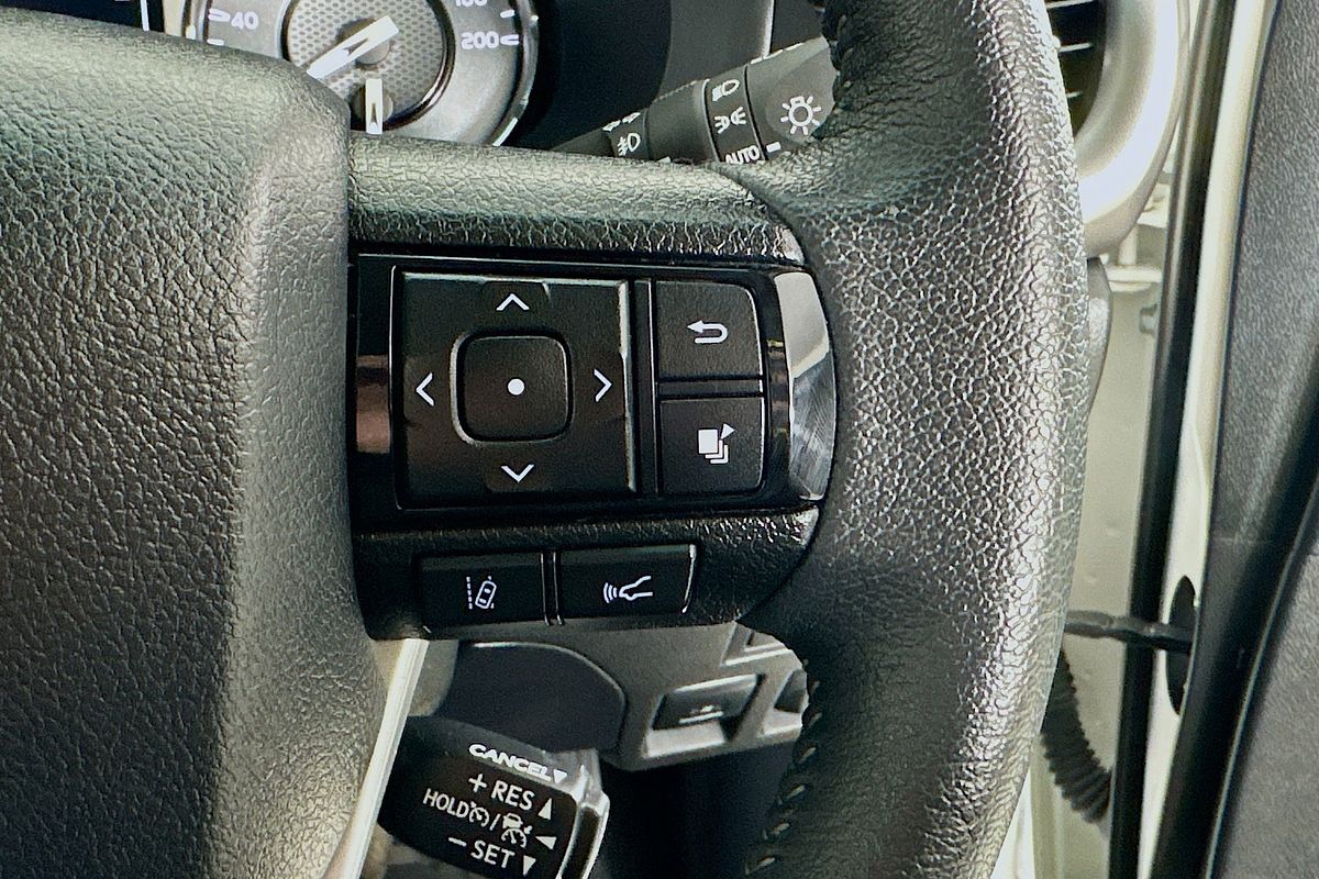 2022 Toyota HILUX SR5 (4x4) GUN126R 4X4