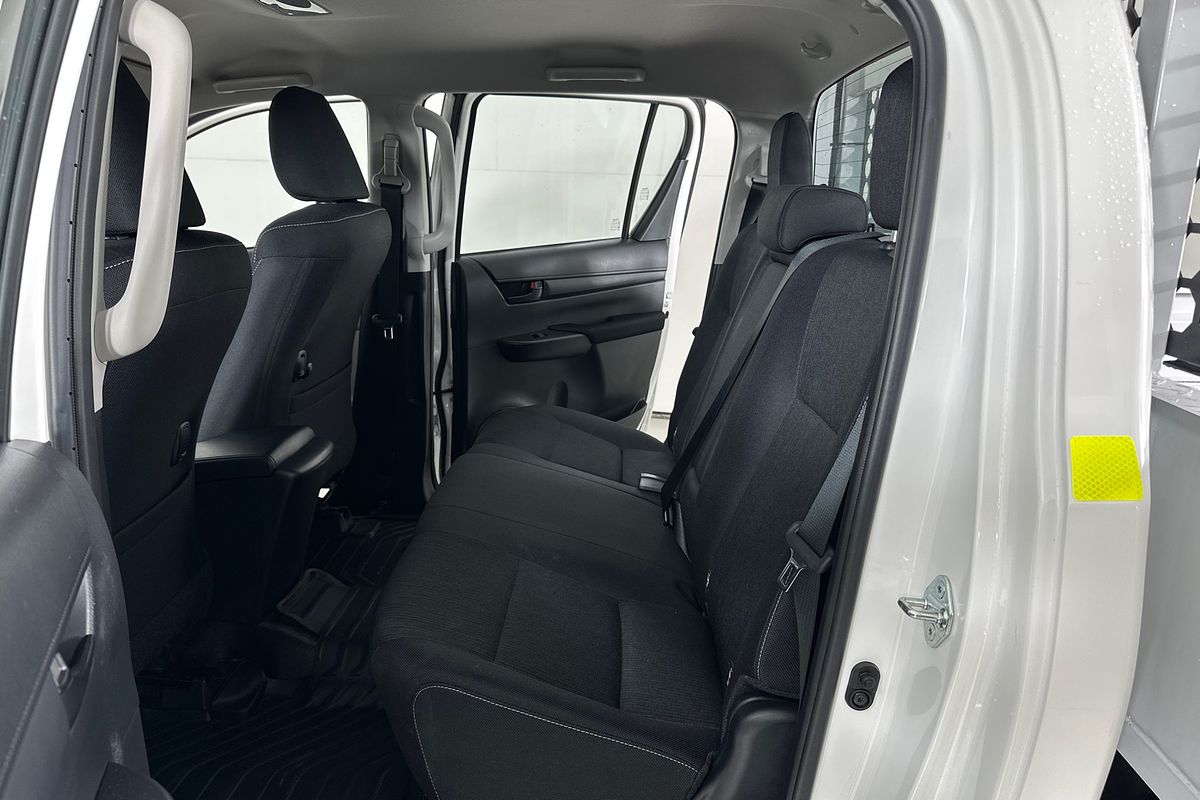 2024 Toyota HILUX SR (4x4) GUN126R 4X4