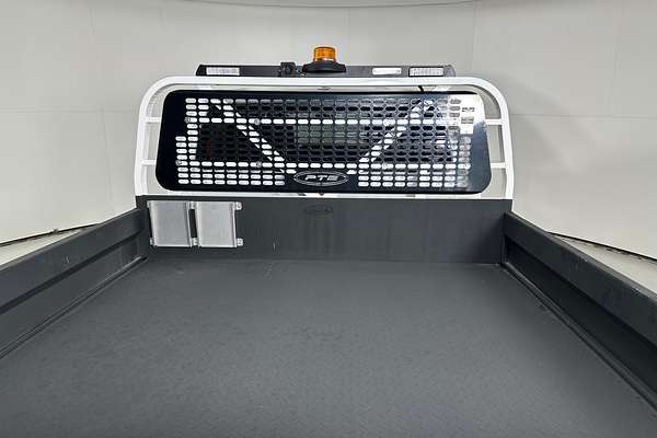 2023 Toyota HILUX SR (4x4) STEEL WHEELS GUN126R 4X4