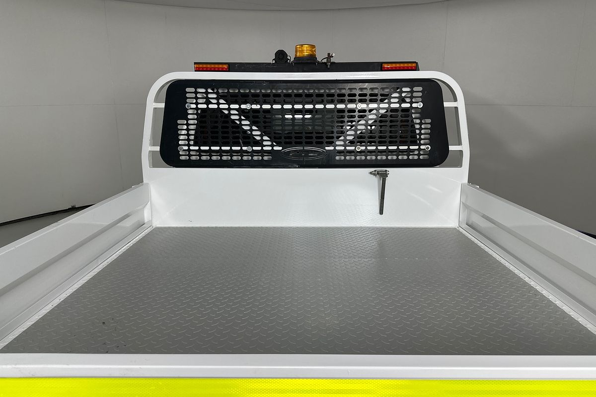 2021 Toyota HILUX SR (4x4) GUN126R FACELIFT 4X4