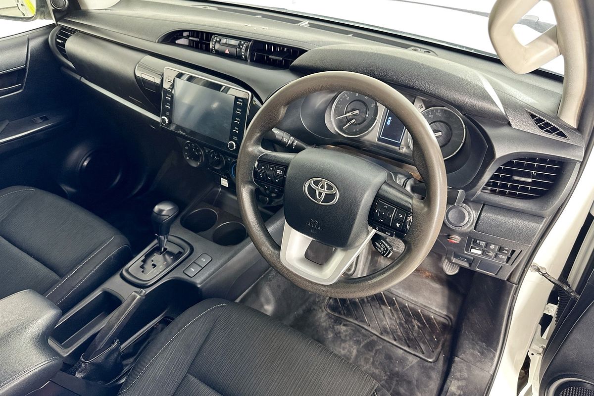 2023 Toyota HILUX SR (4x4) GUN126R 4X4