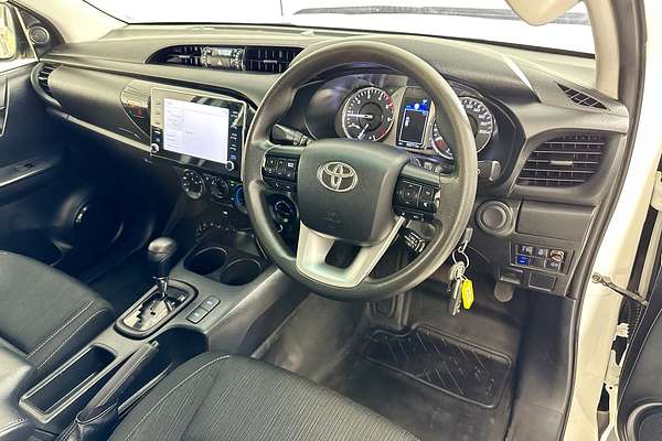 2022 Toyota HILUX SR (4x4) GUN126R 4X4
