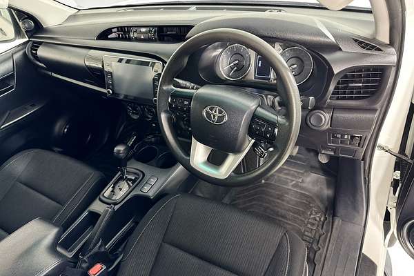 2022 Toyota HILUX SR (4x4) GUN126R 4X4