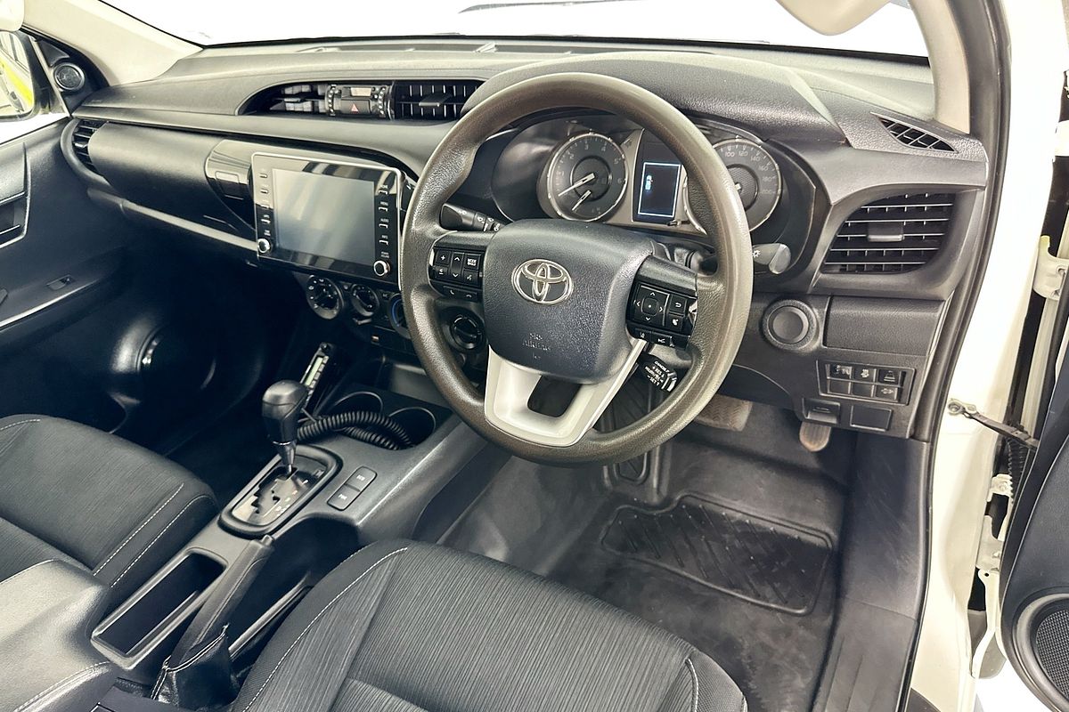 2022 Toyota HILUX SR (4x4) GUN126R 4X4