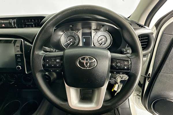 2022 Toyota HILUX SR (4x4) GUN126R 4X4