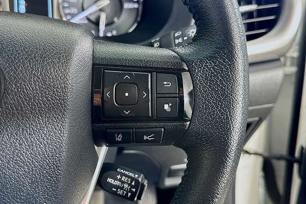 2024 Toyota Hilux SR5 (4x4) GUN126R 4X4