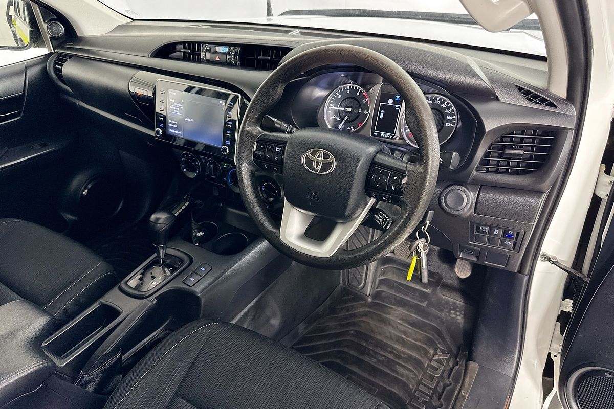 2022 Toyota HILUX SR (4x4) GUN126R 4X4