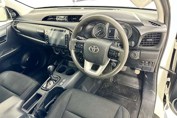 2021 Toyota HILUX SR (4x4) GUN126R 4X4