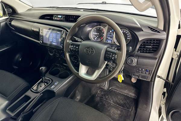 2022 Toyota HILUX SR (4x4) GUN126R 4X4