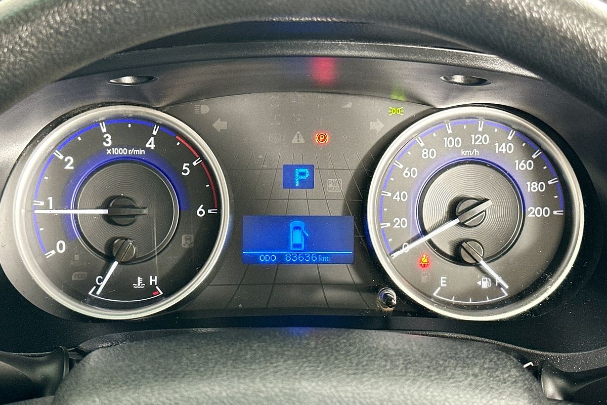2018 Toyota HILUX SR (4x4) GUN126R MY17 4X4