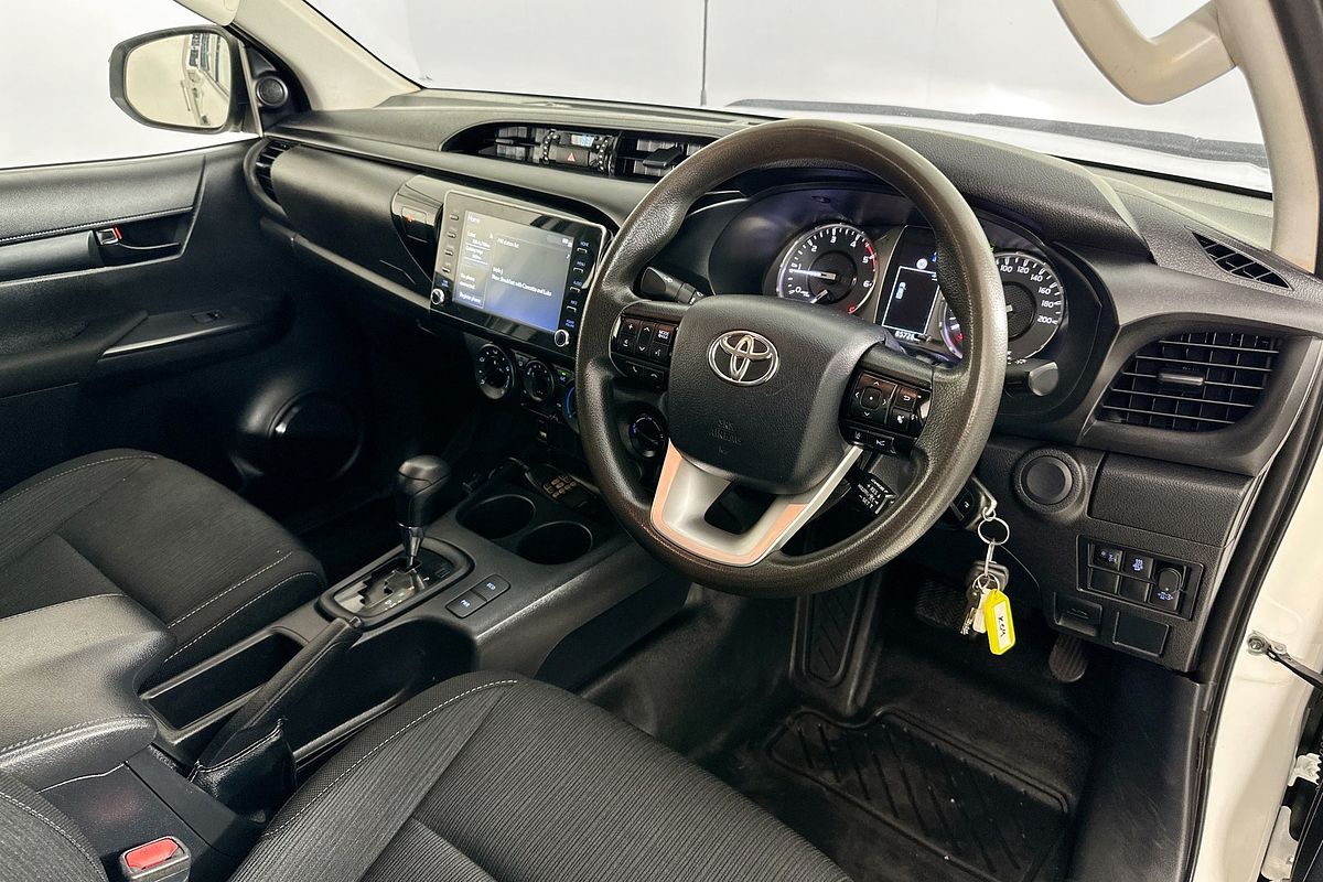 2022 Toyota HILUX SR (4x4) GUN126R 4X4