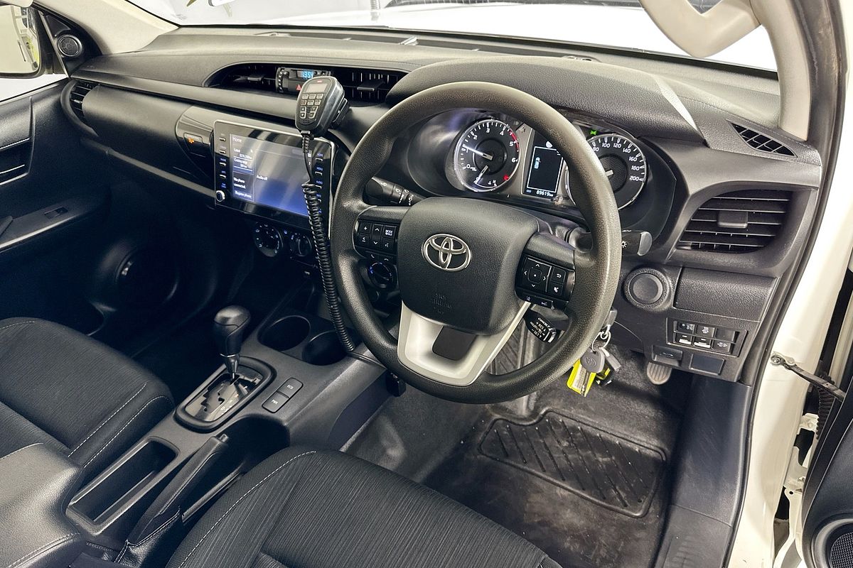 2022 Toyota HILUX SR (4x4) GUN126R 4X4