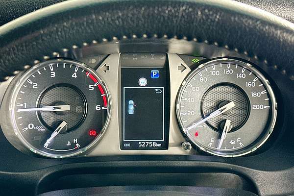 2022 Toyota HILUX SR5 (4x4) GUN126R 4X4
