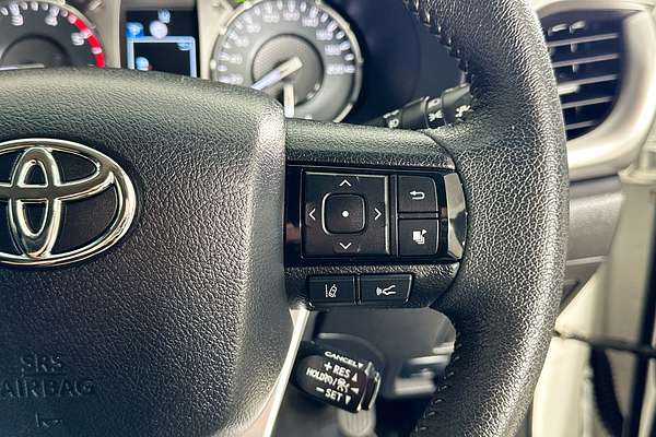 2021 Toyota HILUX SR5 (4x4) GUN126R FACELIFT 4X4