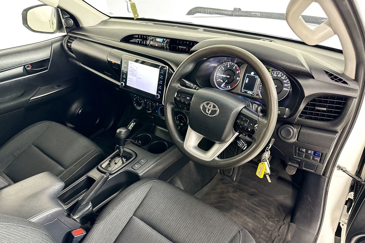 2022 Toyota HILUX SR (4x4) GUN126R 4X4