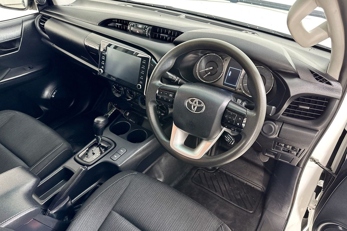 2022 Toyota HILUX SR (4x4) GUN126R 4X4