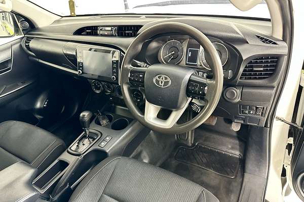 2021 Toyota HILUX SR (4x4) GUN126R 4X4