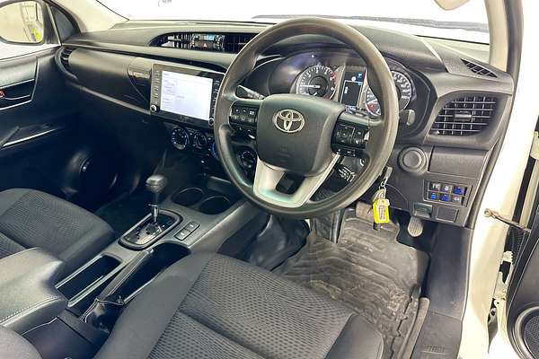 2021 Toyota HILUX SR (4x4) GUN126R 4X4