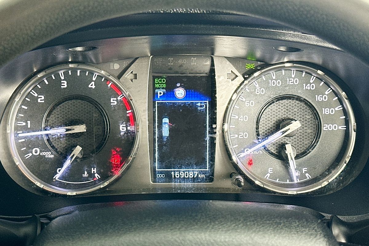 2020 Toyota HILUX SR (4x4) GUN126R MY19 UPGRADE 4X4