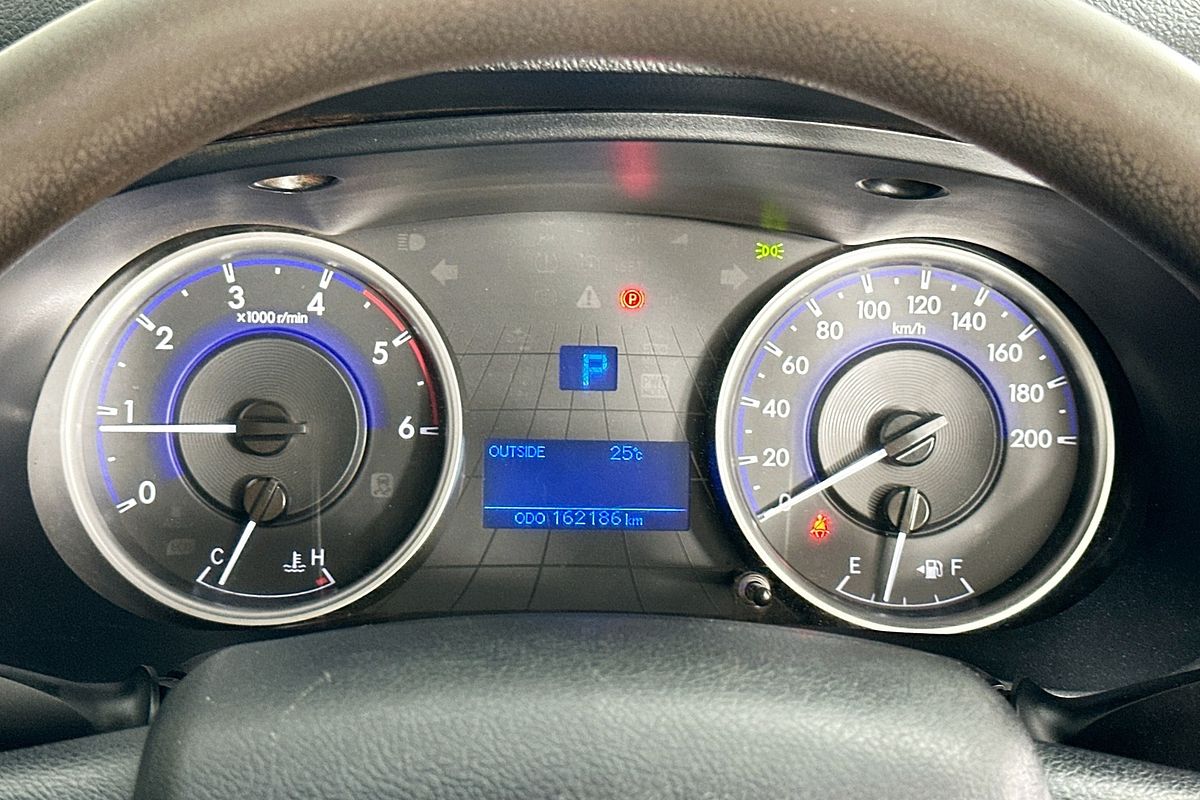 2018 Toyota HILUX SR (4x4) GUN126R MY17 4X4