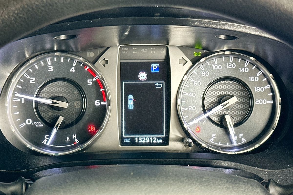 2021 Toyota HILUX SR (4x4) GUN126R FACELIFT 4X4