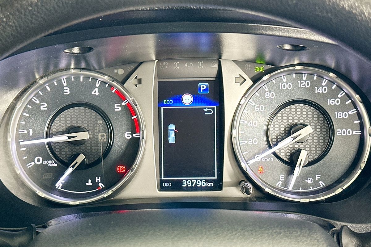 2023 Toyota HILUX SR (4x4) GUN126R 4X4