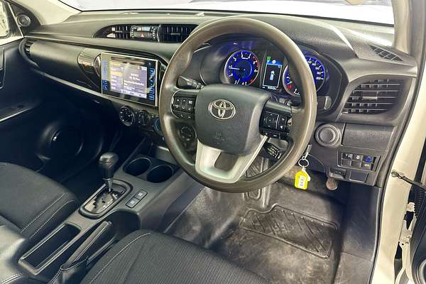 2020 Toyota HILUX SR (4x4) GUN126R MY19 UPGRADE 4X4