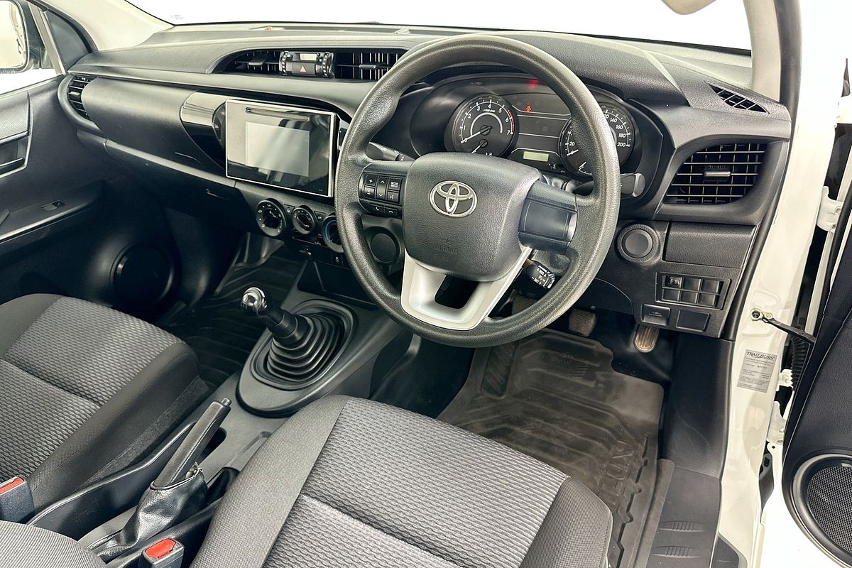 2018 Toyota HILUX WORKMATE TGN121R MY17 REAR WHEEL DRIVE