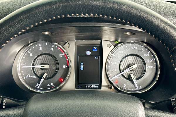 2021 Toyota HILUX SR5 (4x4) GUN126R FACELIFT 4X4