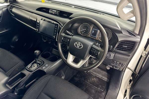2021 Toyota HILUX SR (4x4) GUN126R 4X4