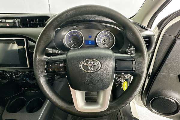 2018 Toyota HILUX SR (4x4) GUN126R MY17 4X4