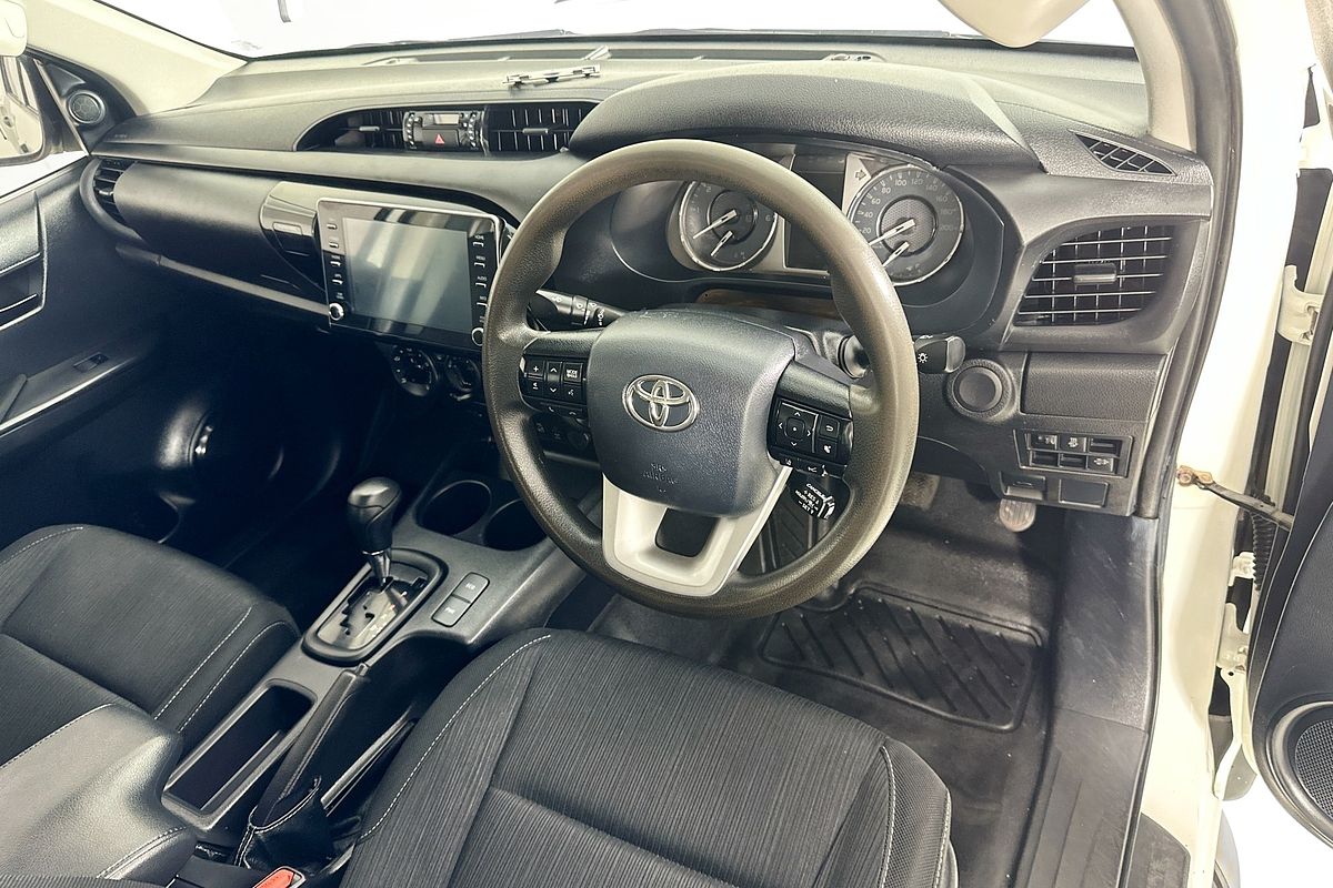 2022 Toyota HILUX SR (4x4) GUN126R 4X4