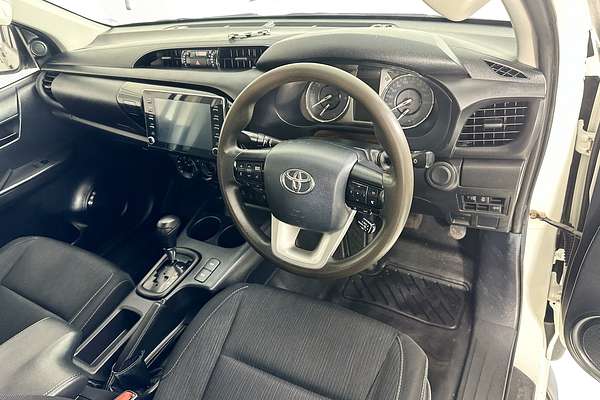 2022 Toyota HILUX SR (4x4) GUN126R 4X4