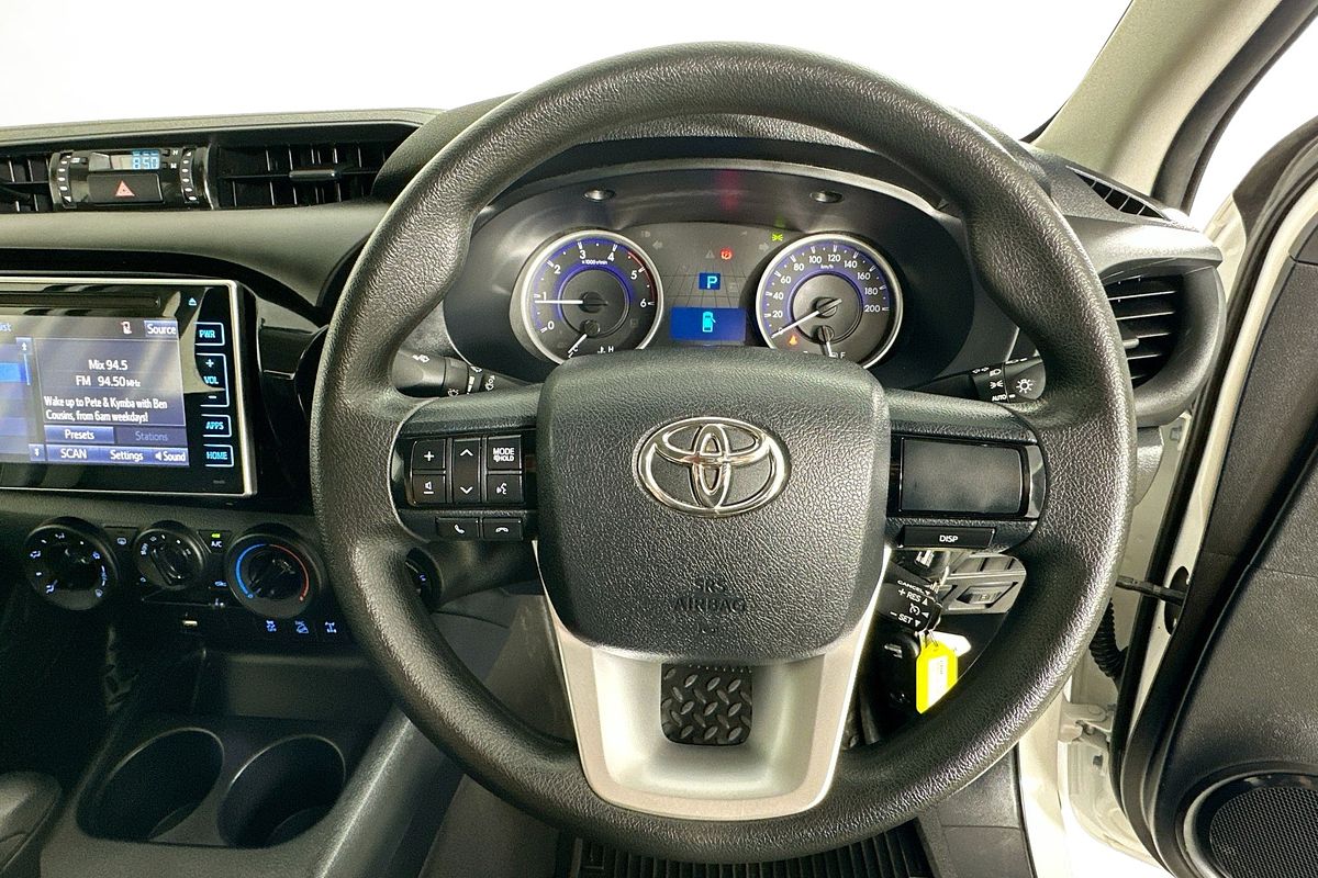 2018 Toyota HILUX SR (4x4) GUN126R MY17 4X4