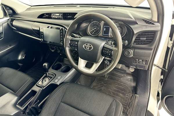 2022 Toyota HILUX SR (4x4) GUN126R 4X4