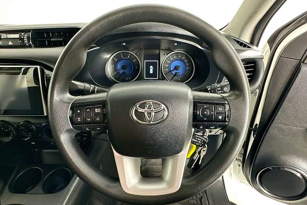 2019 Toyota HILUX SR (4x4) GUN126R MY19 4X4