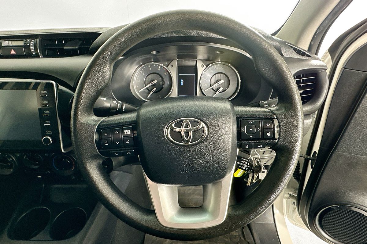 2022 Toyota HILUX SR (4x4) GUN126R 4X4