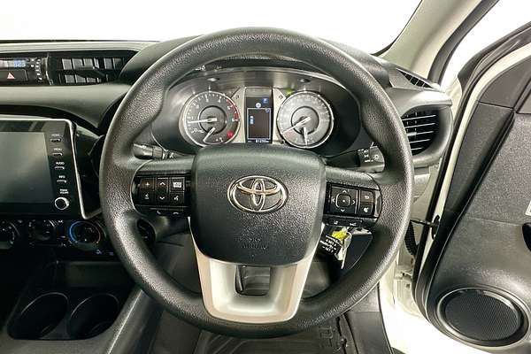2022 Toyota HILUX SR (4x4) GUN126R 4X4