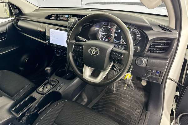 2023 Toyota HILUX SR (4x4) GUN126R 4X4