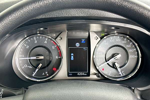 2025 Toyota HILUX SR (4x4) STEEL WHEELS GUN126R RC 4X4