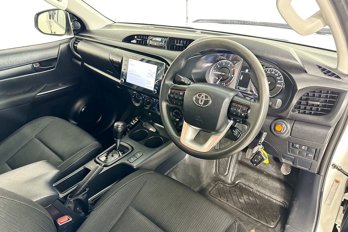 2022 Toyota HILUX SR (4x4) GUN126R 4X4