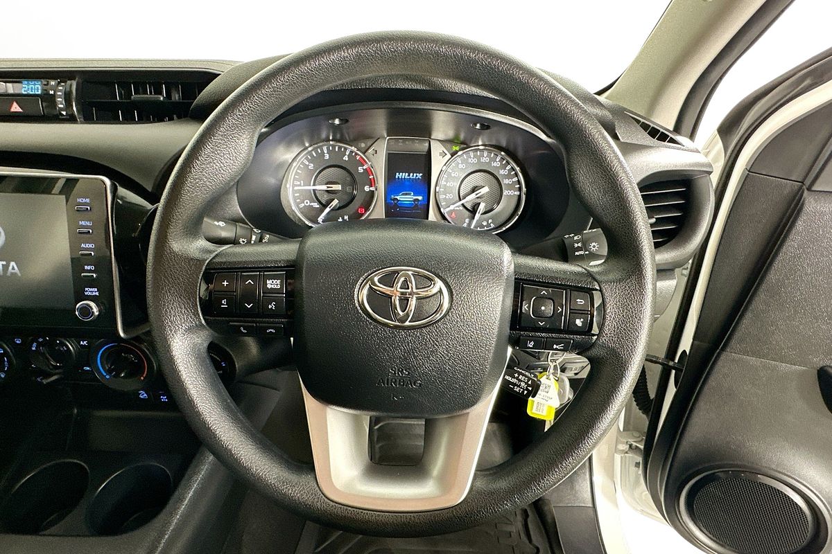 2022 Toyota HILUX SR (4x4) GUN126R 4X4