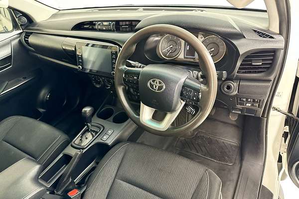 2021 Toyota HILUX SR (4x4) GUN126R 4X4