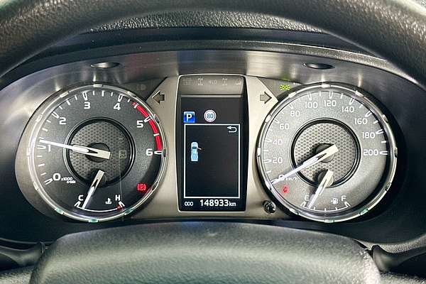 2020 Toyota Hilux SR (4x4) GUN126R FACELIFT 4X4