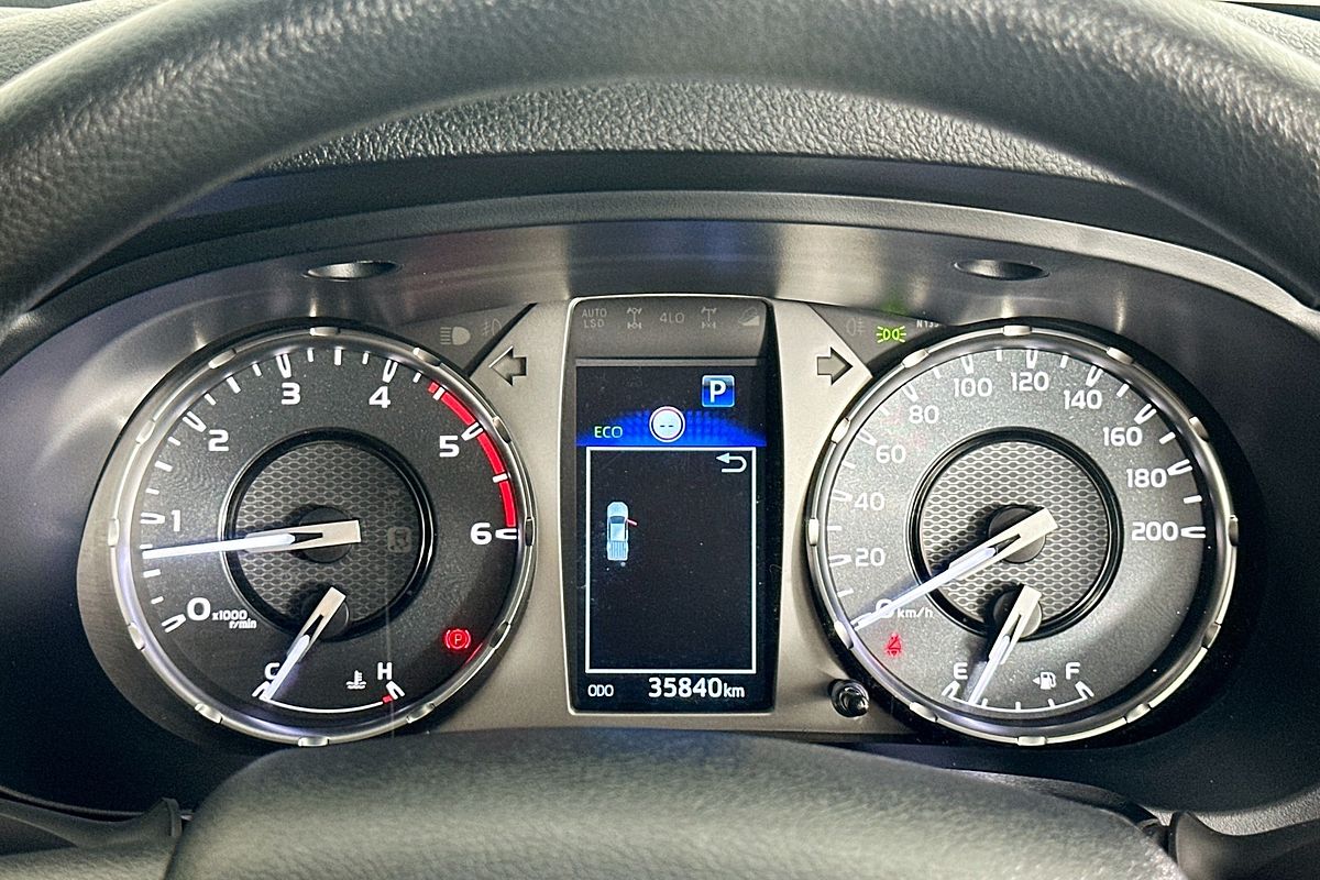 2024 Toyota HILUX SR 48V (4x4) GUN126R 4X4