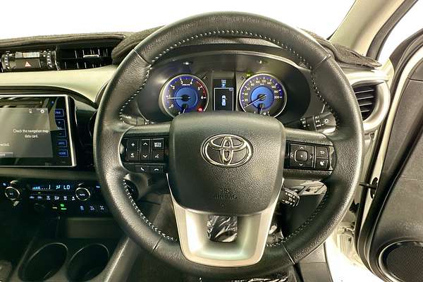 2019 Toyota HILUX SR5 (4x4) GUN126R MY19 4X4
