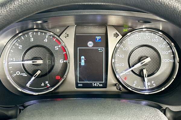 2025 Toyota HILUX SR (4x4) STEEL WHEELS GUN126R RC 4X4