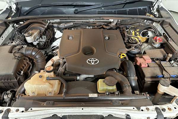 2020 Toyota HILUX SR (4x4) GUN126R MY19 UPGRADE 4X4