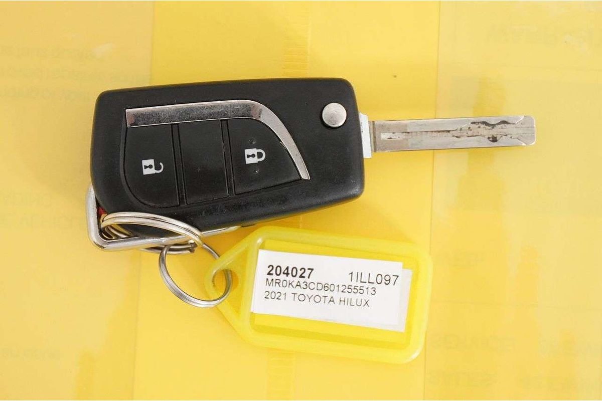 2021 Toyota HILUX SR (4x4) GUN126R 4X4