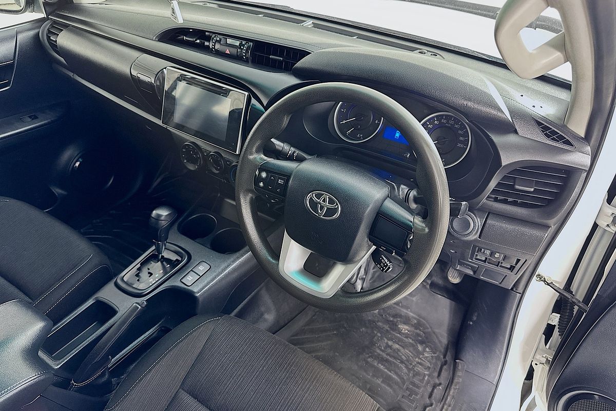 2018 Toyota HILUX SR GUN126R 4X4